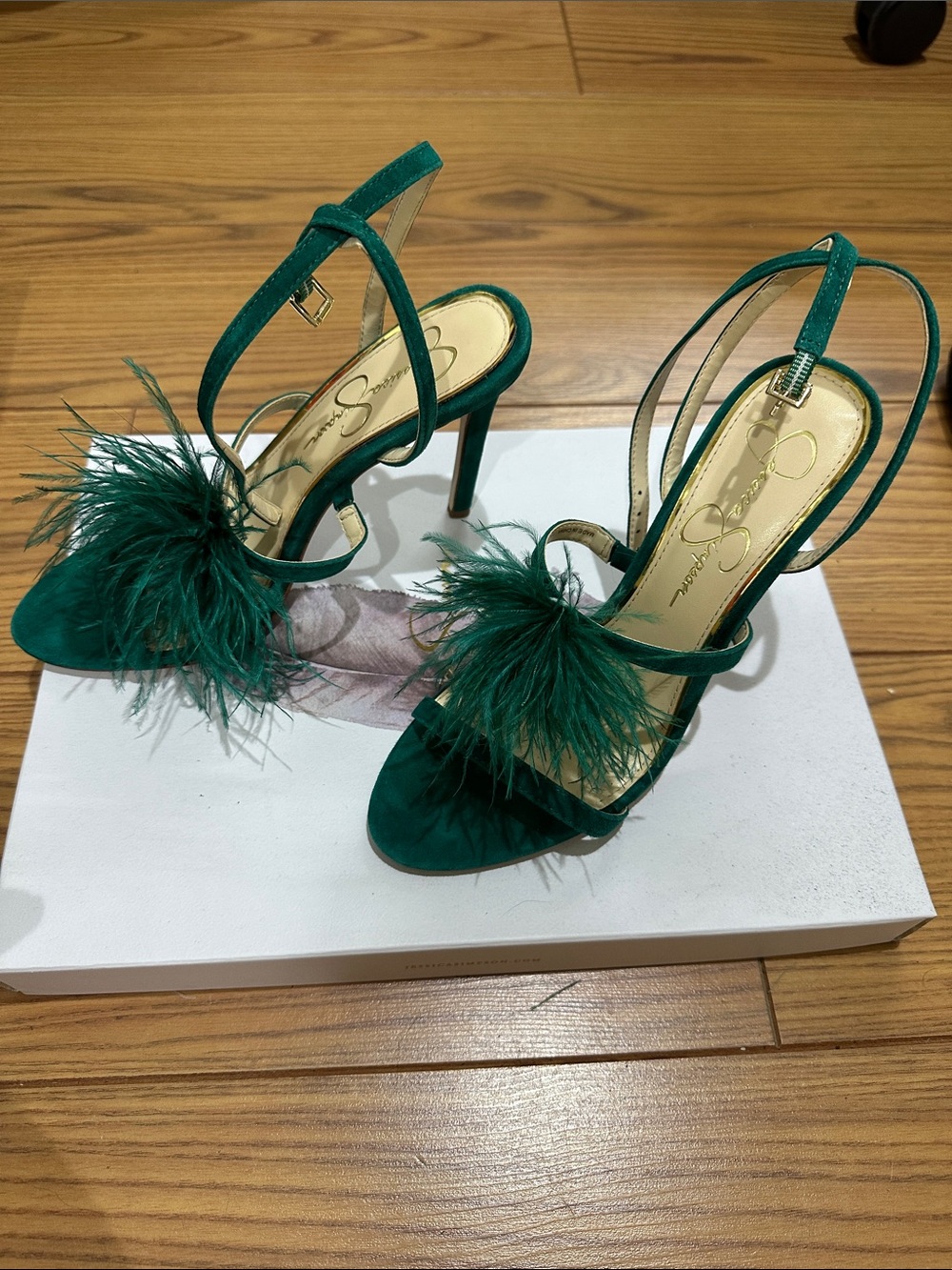 Jessica Simpson Green Feather Strap Stiletto Sandals
